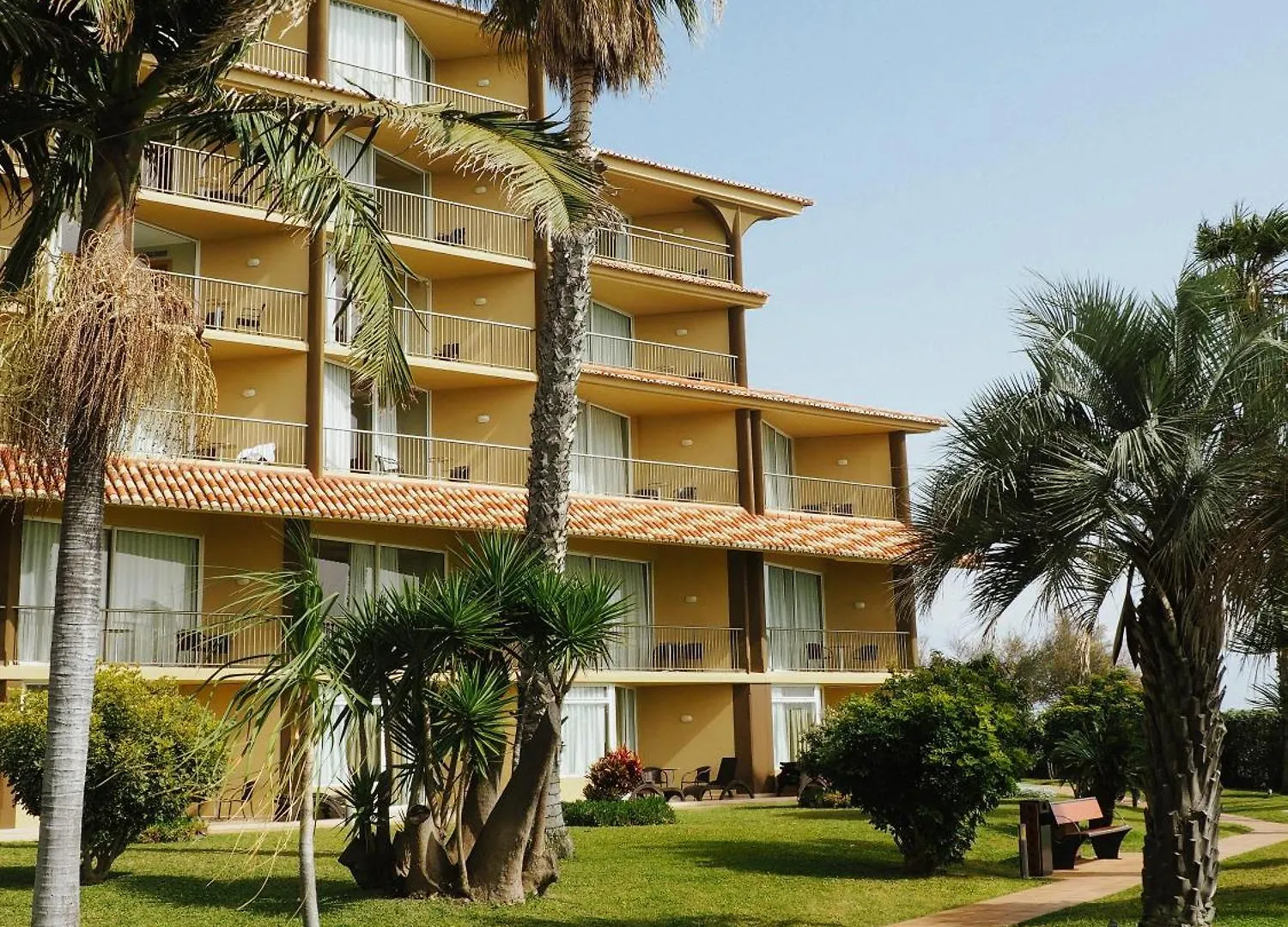 The Views Oasis Hotel Canico